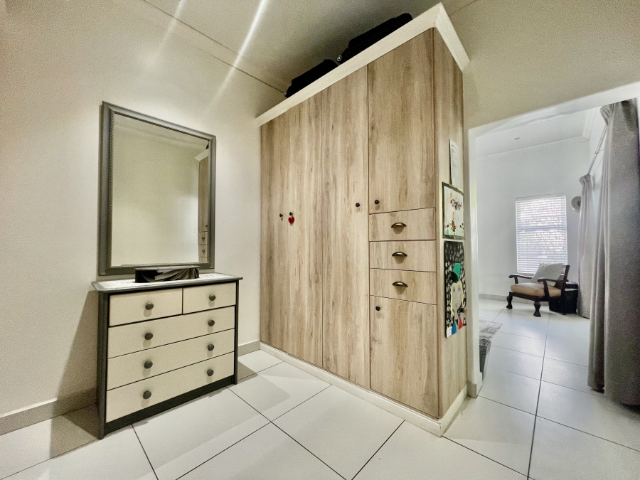 4 Bedroom Property for Sale in The Cove Western Cape